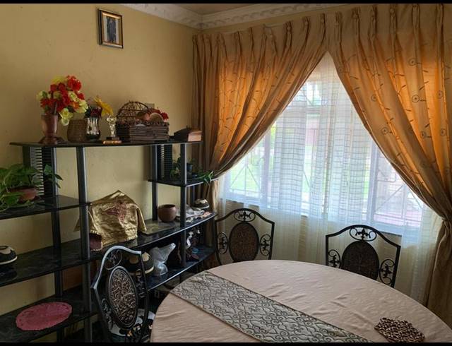 4 BEDROOM HOUSE FOR SALE IN PENINA PARK